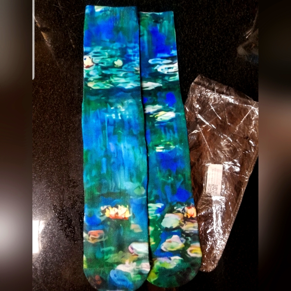 Saks monet size 7 - 12
